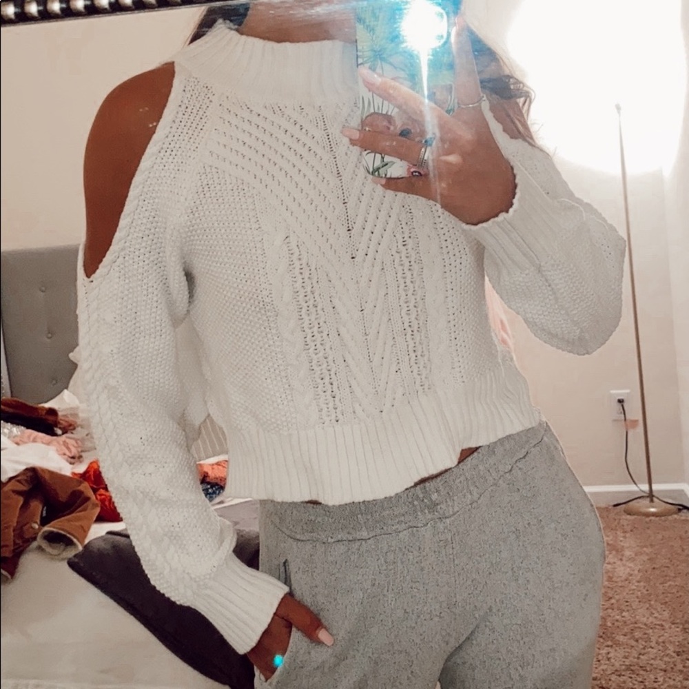 COPY - White Knit Cold Shoulder Sweater Size M